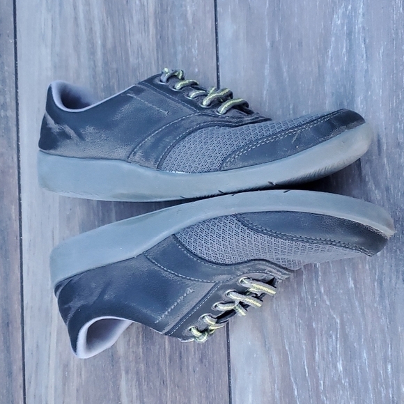 Clarks sneakers shoes sz 6D - Picture 7 of 10